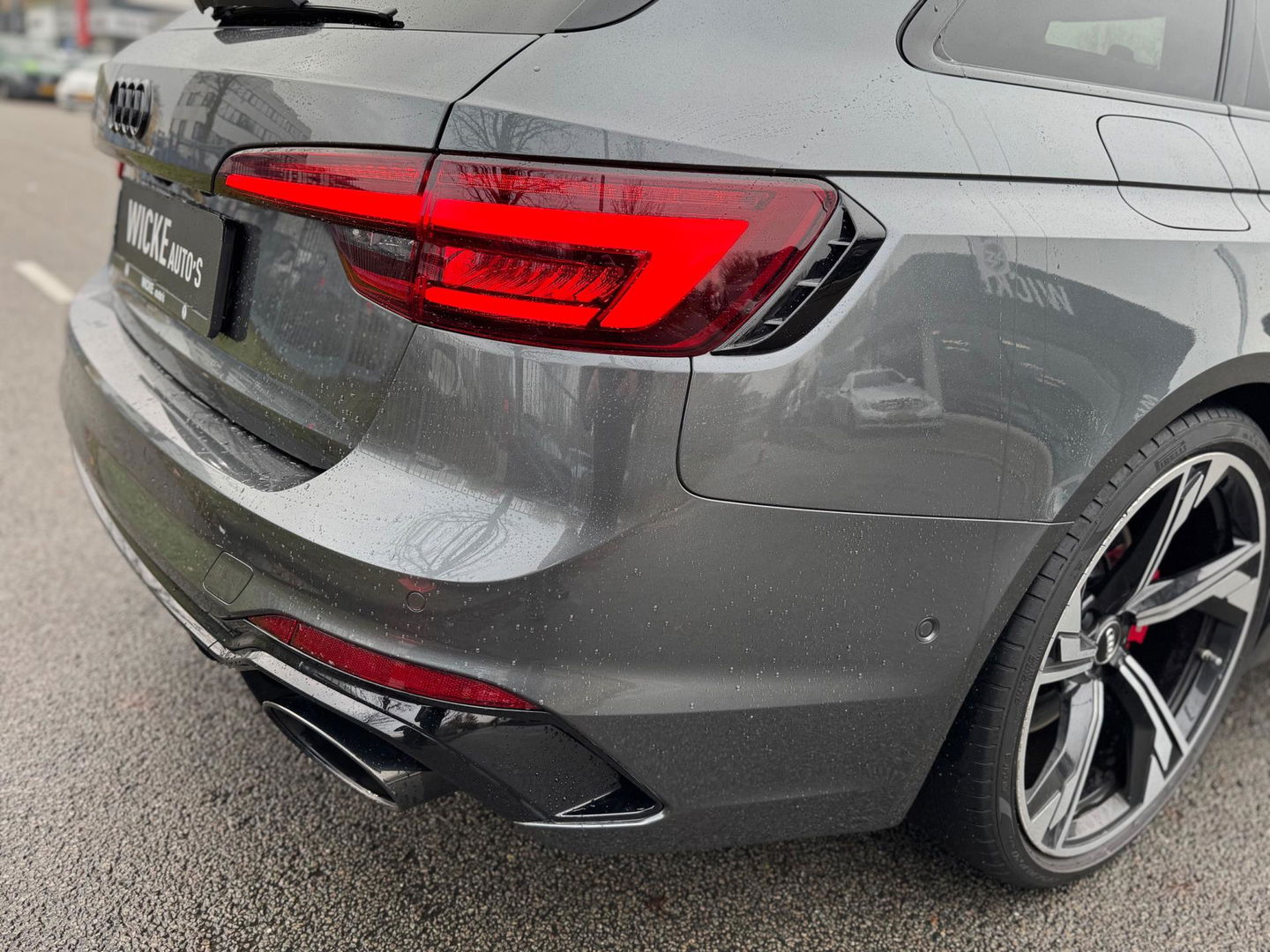 Audi A4 Avant 2.9 TFSI RS 4 quattro 450PK B&O 3D Pano Carbon Massage Leder