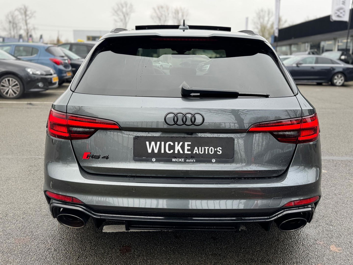 Audi A4 Avant 2.9 TFSI RS 4 quattro 450PK B&O 3D Pano Carbon Massage Leder