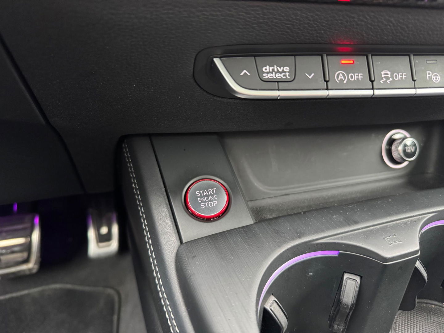 Audi A4 Avant 2.9 TFSI RS 4 quattro 450PK B&O 3D Pano Carbon Massage Leder