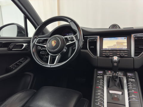 Porsche Macan 3.0 S Aut. *PANO | LUXURY-LEATHER | XENON | SPORT-CHRONO-PACK | MEMORY-PACK | BOSE-SOUND | AIR-SUSPENSION | HEATED-COMFORTSEATS | CAMERA | NAVI-FULLMAP | PRIVACY-GLASS | SHIFT-PADDLES | 21''ALU*