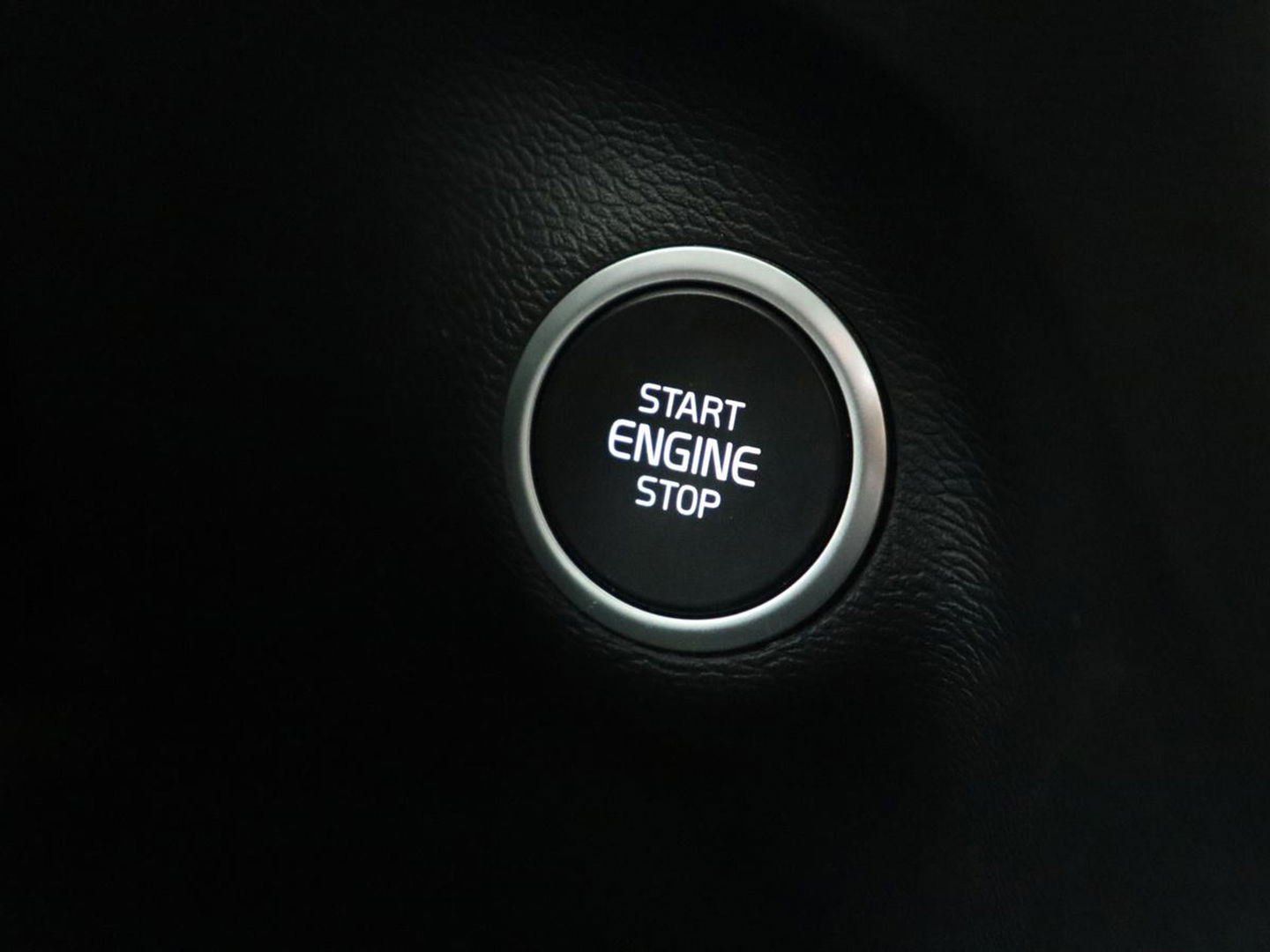 Volvo XC40 1.5 T5 Recharge Business Pro | Panoramadak | Adaptive cruise | Camera | Carplay | Half leder | Navigatie | Full LED | PHEV | Plug In