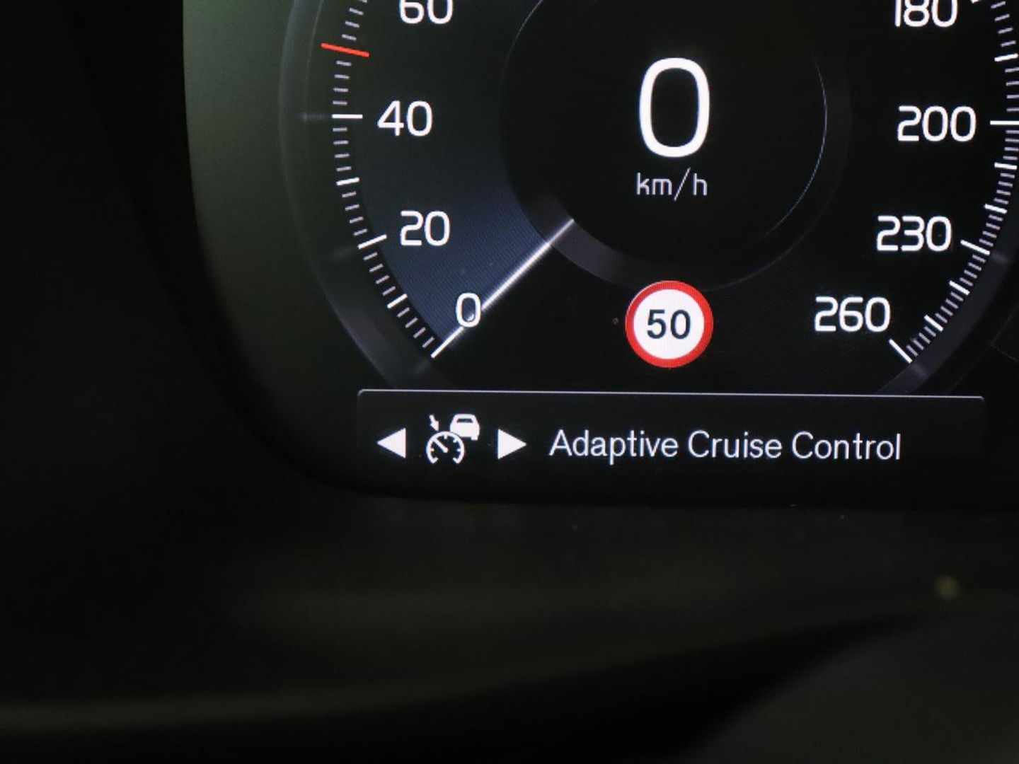 Volvo XC40 1.5 T5 Recharge Business Pro | Panoramadak | Adaptive cruise | Camera | Carplay | Half leder | Navigatie | Full LED | PHEV | Plug In