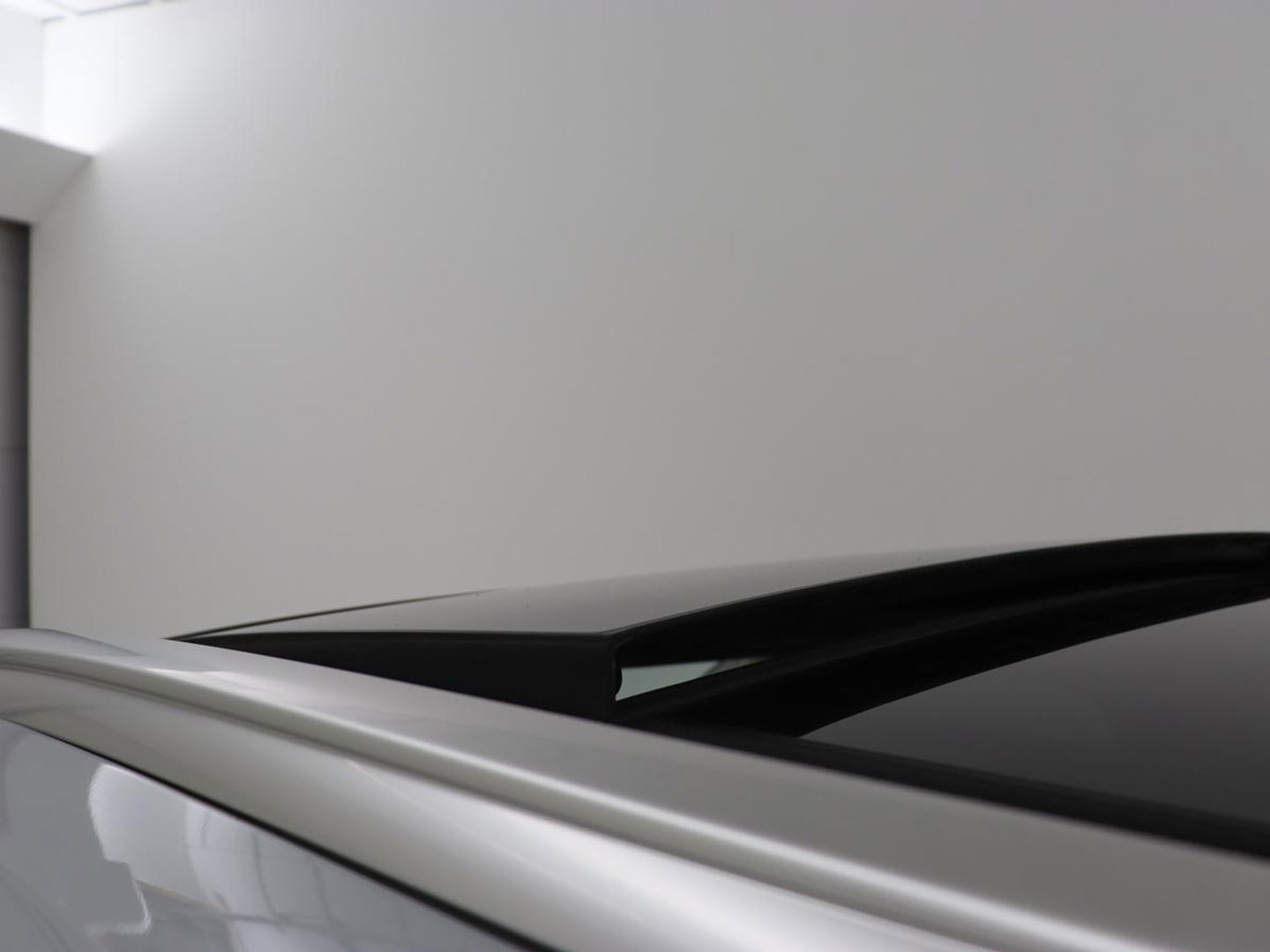 Volvo XC40 1.5 T5 Recharge Business Pro | Panoramadak | Adaptive cruise | Camera | Carplay | Half leder | Navigatie | Full LED | PHEV | Plug In