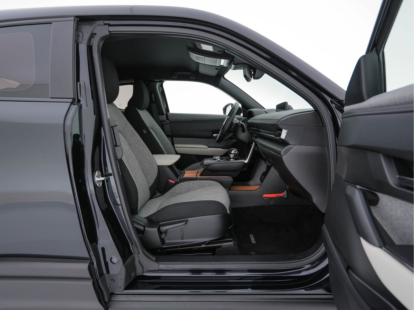 Mazda MX-30 e-SkyActiv EV 145 Advantage 36 kWh ( Fase-3 ) {SOH-100%} Aut. *HEAD-UP | ADAPTIVE-CRUISE | BLIND-SPOT | FULL-LED | HEATED-COMFORTSEATS | CAMERA | KEYLESS | DAB+ | DIGI-COCKPIT | SHIFT-PADDLES | NAVI-FULLMAP | ECC | PRIVACY-GLASS | PDC | 18''ALU*