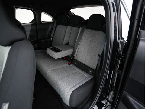 Mazda MX-30 e-SkyActiv EV 145 Advantage 36 kWh Aut. *HEAD-UP | ADAPTIVE-CRUISE | BLIND-SPOT | FULL-LED | HEATED-COMFORTSEATS | CAMERA | KEYLESS | DAB+ | NAVI-FULLMAP | ECC | PDC | 18''ALU*