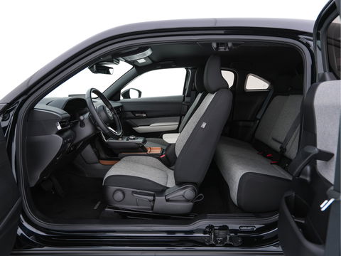 Mazda MX-30 e-SkyActiv EV 145 Advantage 36 kWh Aut. *HEAD-UP | ADAPTIVE-CRUISE | BLIND-SPOT | FULL-LED | HEATED-COMFORTSEATS | CAMERA | KEYLESS | DAB+ | NAVI-FULLMAP | ECC | PDC | 18''ALU*