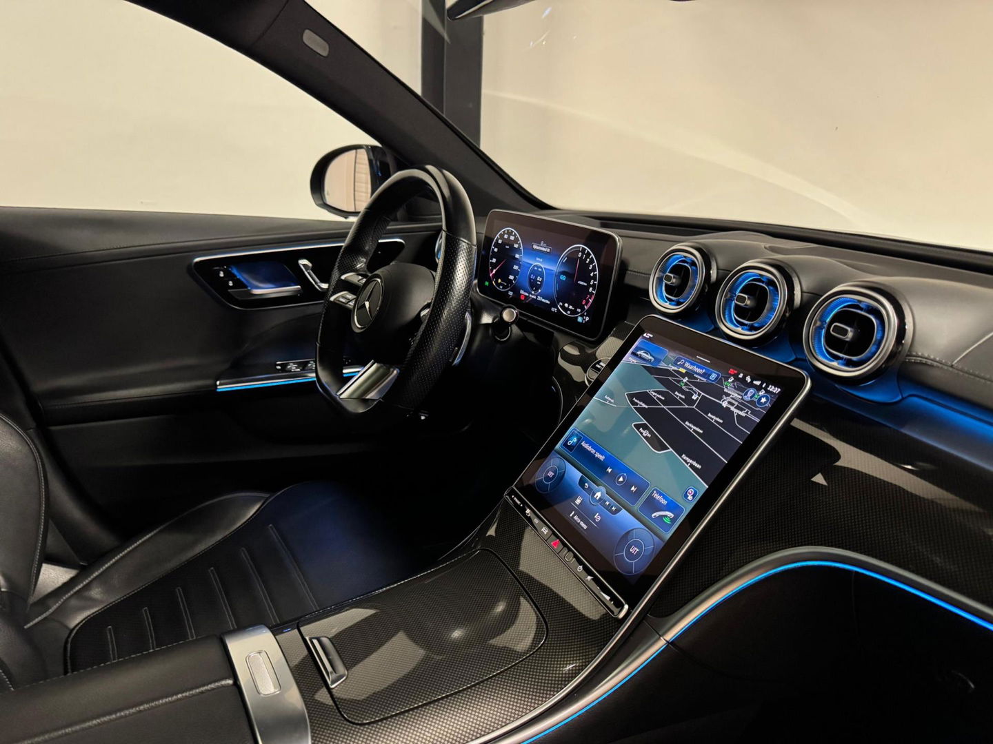 Mercedes-Benz C-Klasse 300 e AMG MEMORY HUD PANO VOL'