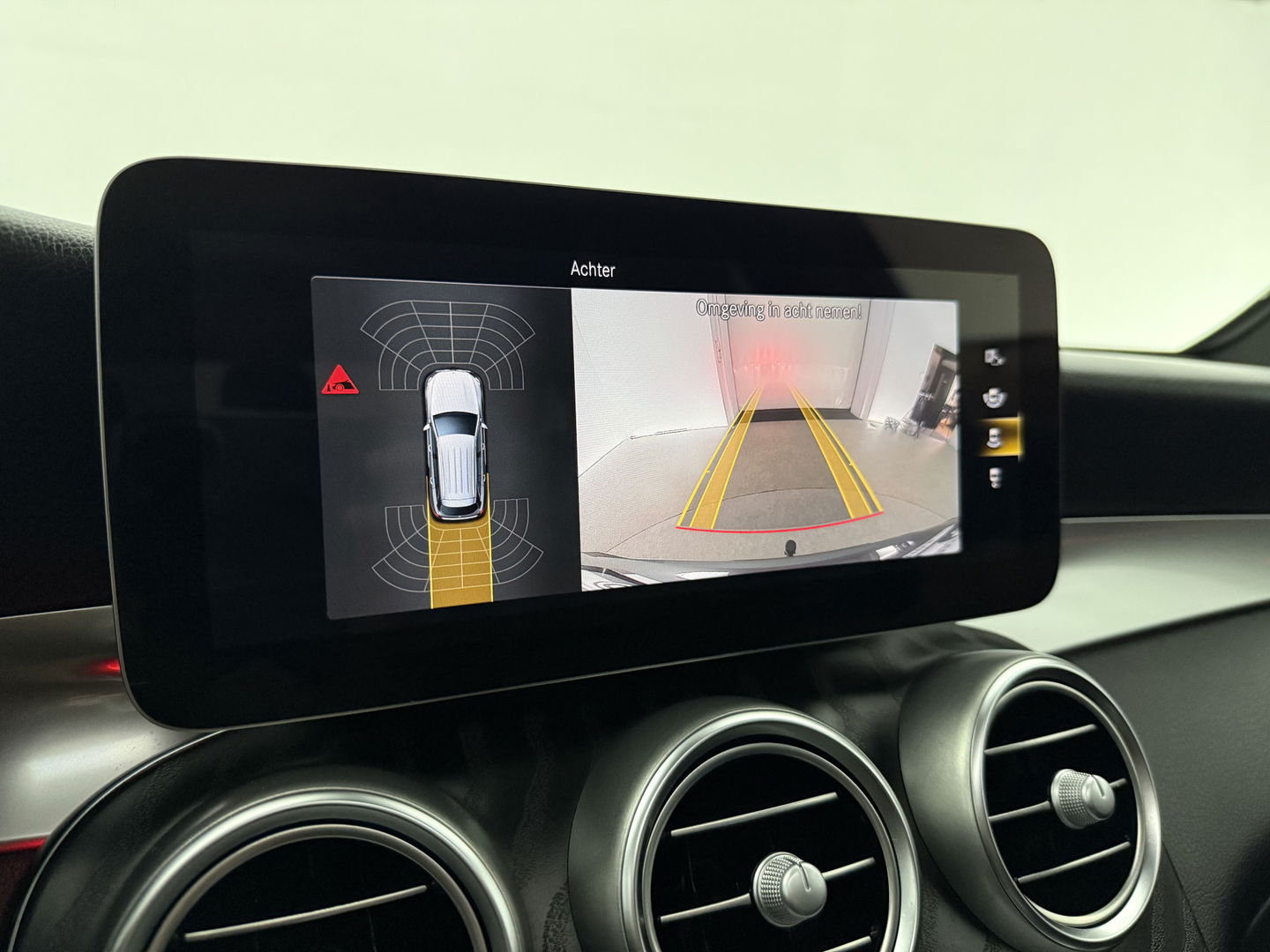 Mercedes-Benz GLC 300de 4MATIC Business Solution AMG | 306PK | Pano | Sfeerverl. | Camera | Virtual | Carplay | El.Trekh. | LED l Keyless