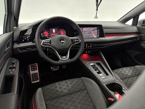 Volkswagen Golf 2.0 TDI R-Line | Pano | Sfeer | Virtual | Camera | Carplay | Stoel/Stuur verw. | NAP