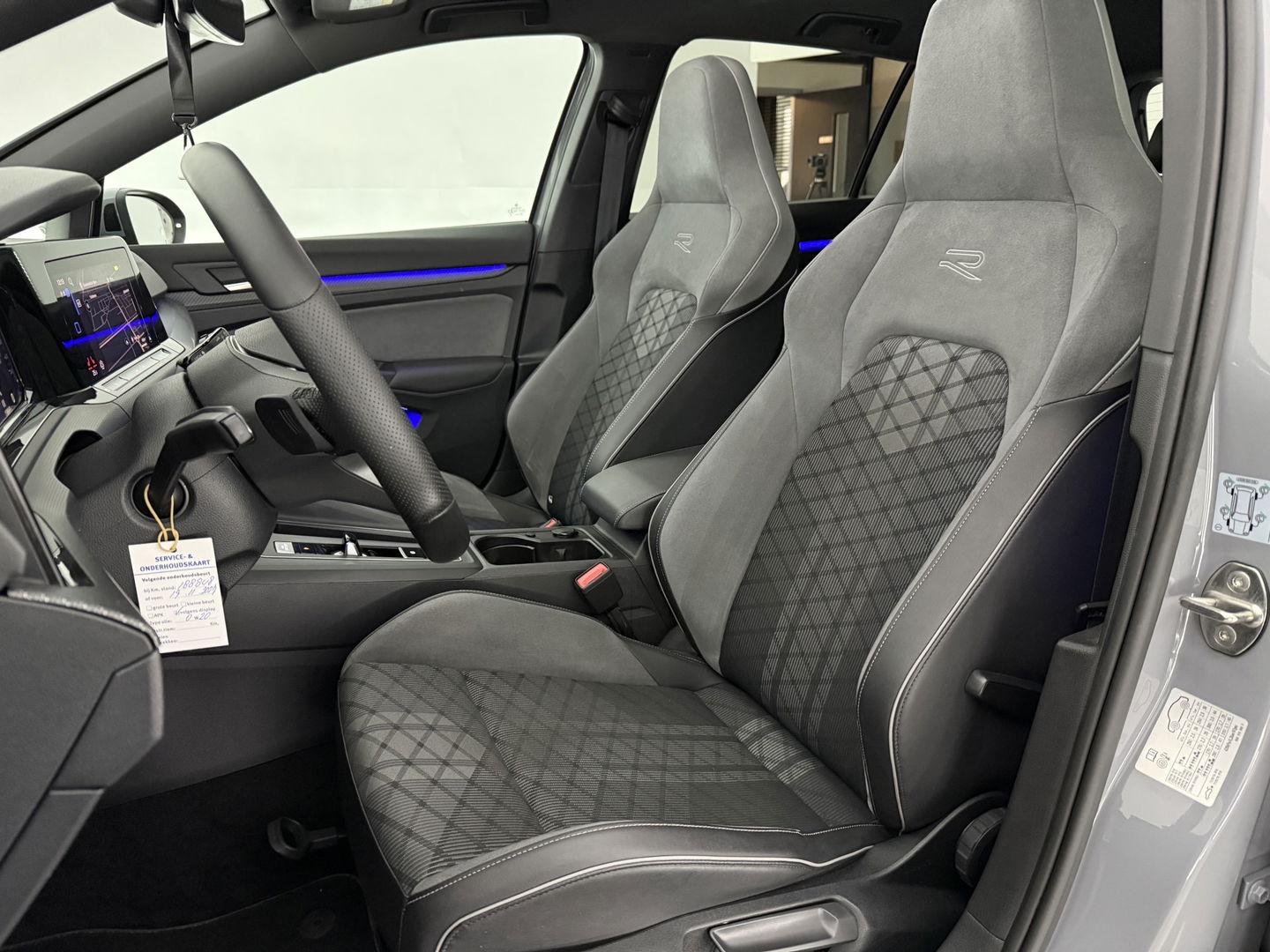 Volkswagen Golf 2.0 TDI R-Line | Pano | Sfeer | Virtual | Camera | Carplay | Stoel/Stuur verw. | NAP