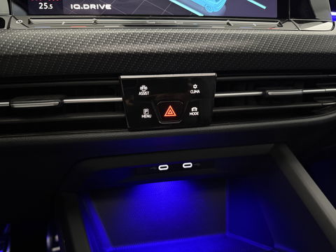 Volkswagen Golf 2.0 TDI R-Line | Pano | Sfeer | Virtual | Camera | Carplay | Stoel/Stuur verw. | NAP