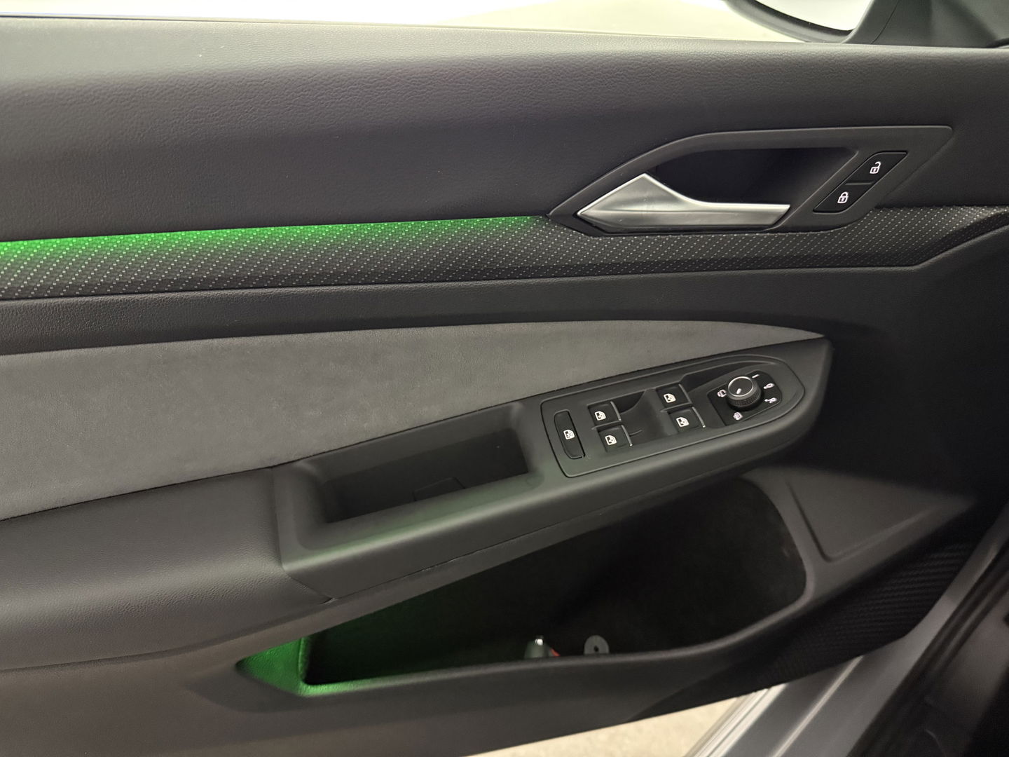 Volkswagen Golf 2.0 TDI R-Line | Pano | Sfeer | Virtual | Camera | Carplay | Stoel/Stuur verw. | NAP