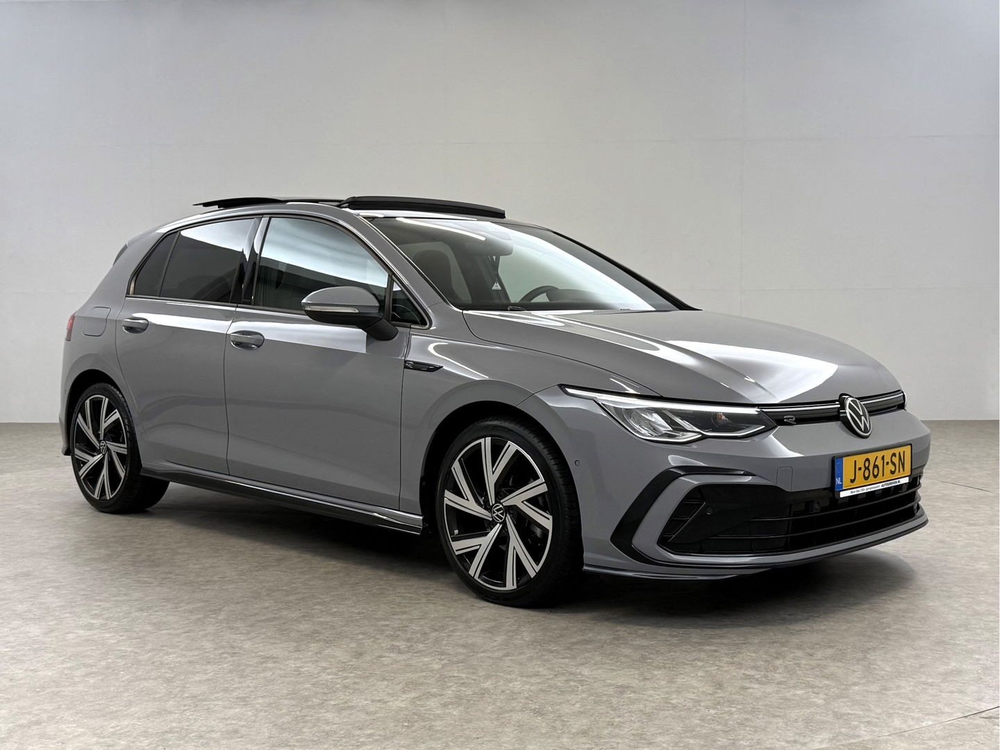 Volkswagen Golf 2.0 TDI R-Line | Pano | Sfeer | Virtual | Camera | Carplay | Stoel/Stuur verw. | NAP