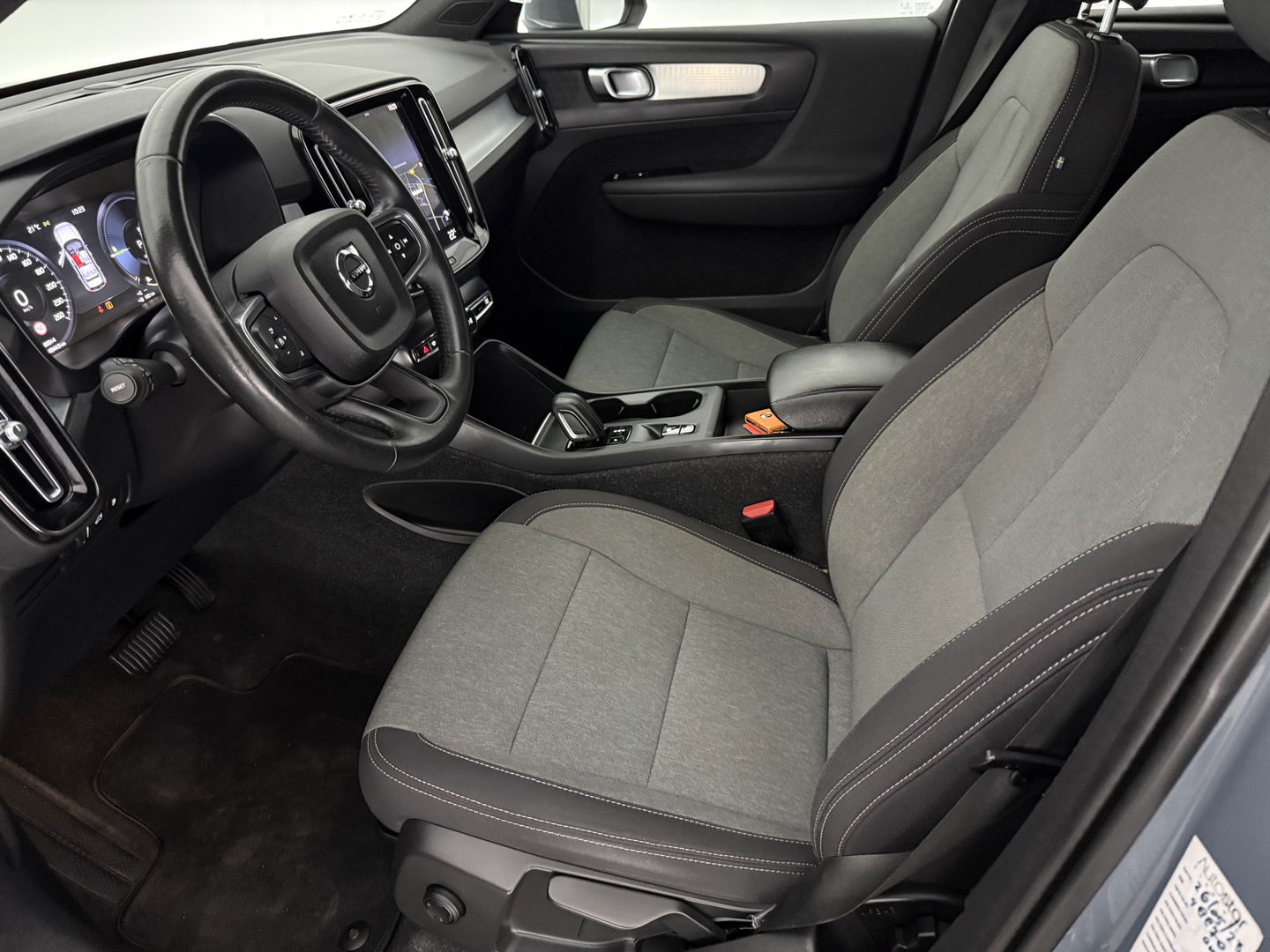 Volvo XC40 1.5 T5 Inscription | Camera | Carplay | Cruise | Trekh. | Virtual | Navi | Parkeersens. | Dodehoek