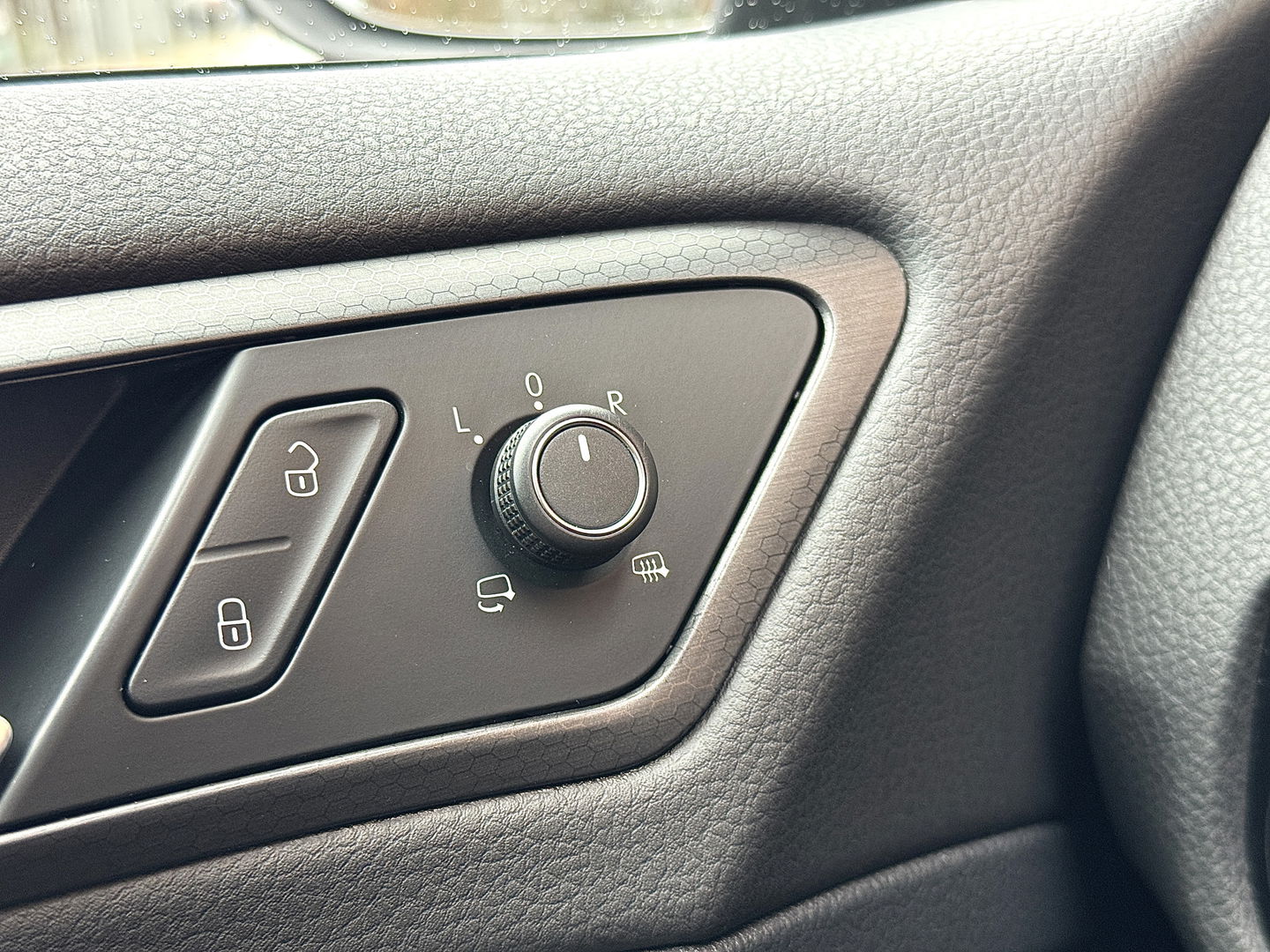 Volkswagen Golf 2.0 TSI GTI Performance | 245 PK! | Panoramadak | Dynaudio | Leder | Apple Carplay | Android Auto | Adaptieve Cruise Control | Lane Assist | Camera | Dodehoeksensor |