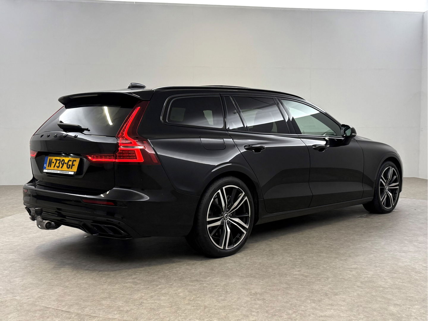 Volvo V60 2.0 T6 Recharge 340PK AWD R-Design | Pano | H/K | Virtual | Carplay | Memory | Camera | Stoel/Stuurverw. | Keyless | NAP