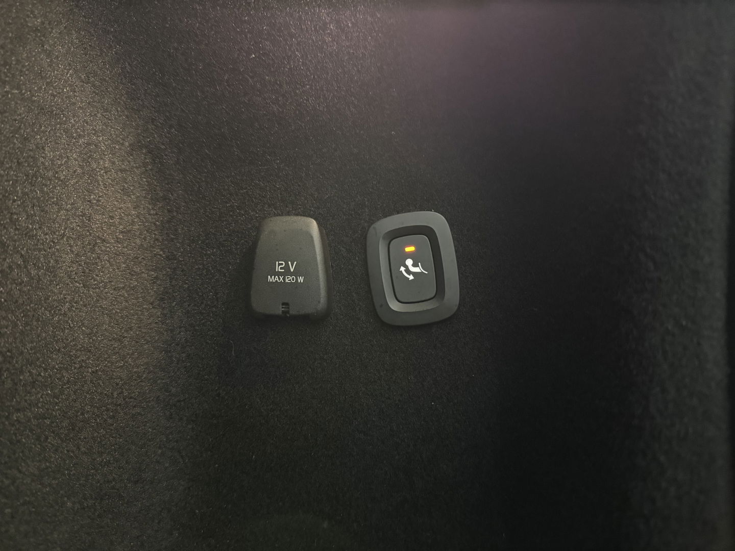 Volvo V60 2.0 T6 Recharge 340PK AWD R-Design | Pano | H/K | Virtual | Carplay | Memory | Camera | Stoel/Stuurverw. | Keyless | NAP