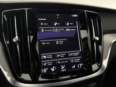 Volvo V60 2.0 T6 Recharge 340PK AWD R-Design | Pano | H/K | Virtual | Carplay | Memory | Camera | Stoel/Stuurverw. | Keyless | NAP