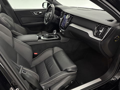 Volvo V60 2.0 T6 Recharge 340PK AWD R-Design | Pano | H/K | Virtual | Carplay | Memory | Camera | Stoel/Stuurverw. | Keyless | NAP