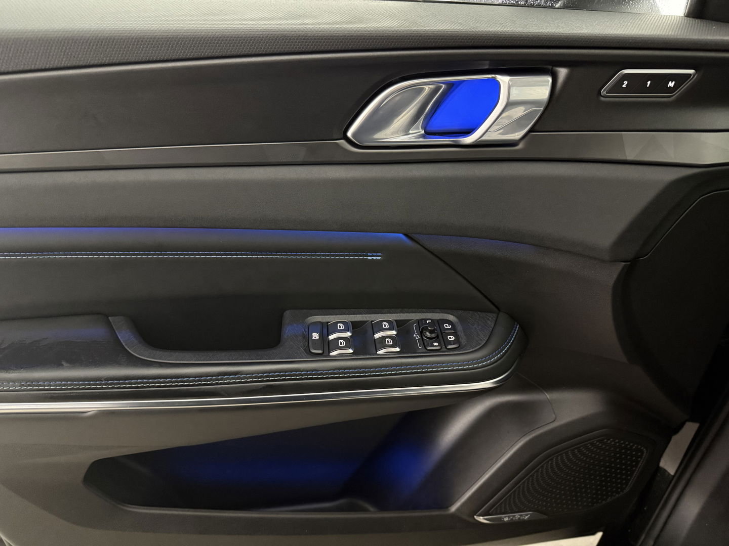 Lynk Co 01 1.5 Black Edition | SOH 93% | Pano | Sfeerverl. | 360° | Memory | Virtual | Carplay | Adap. Cruise | NAP