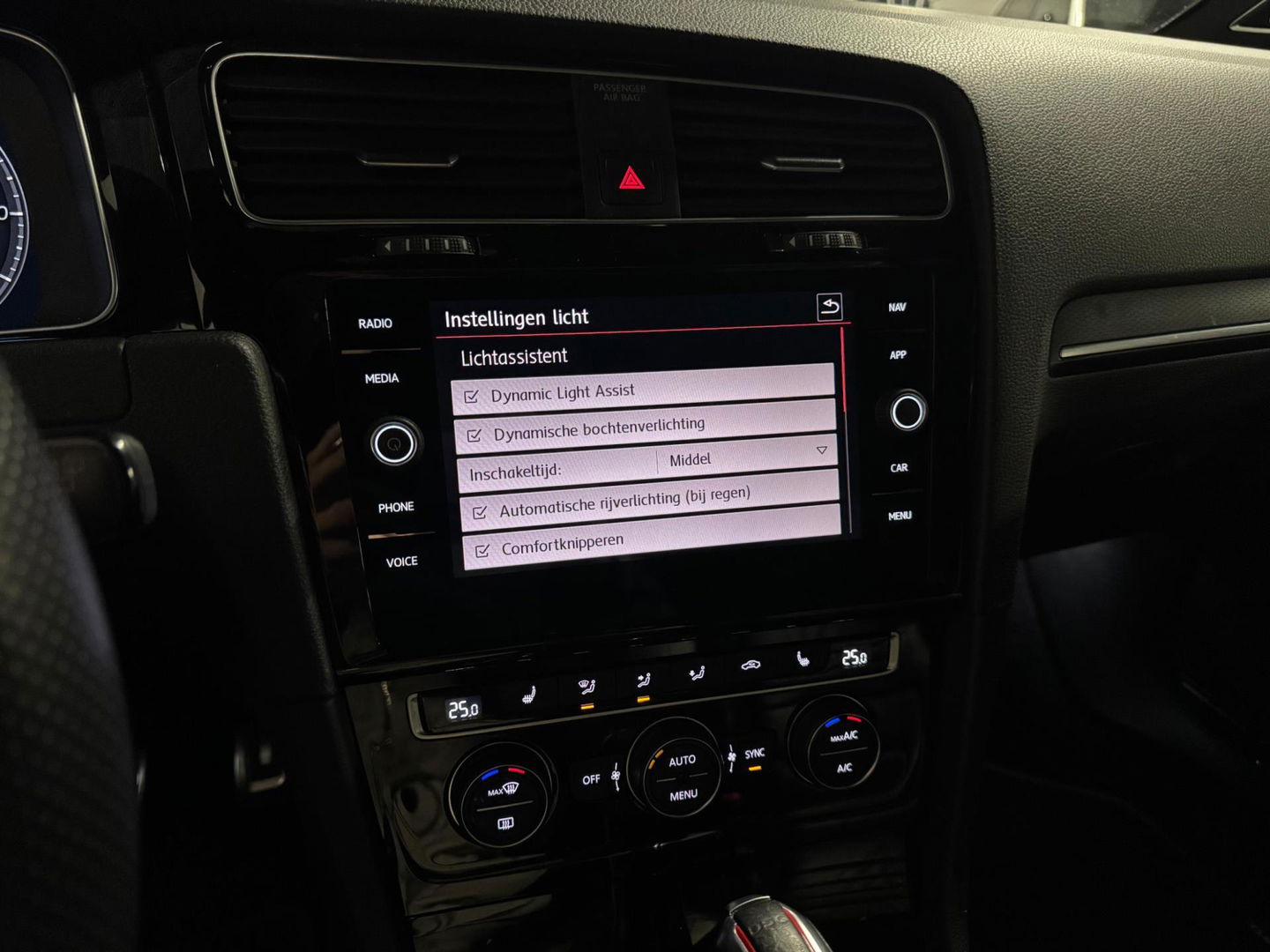 Volkswagen Golf 2.0 TSI GTI TCR PANO KEYLESS VOL'