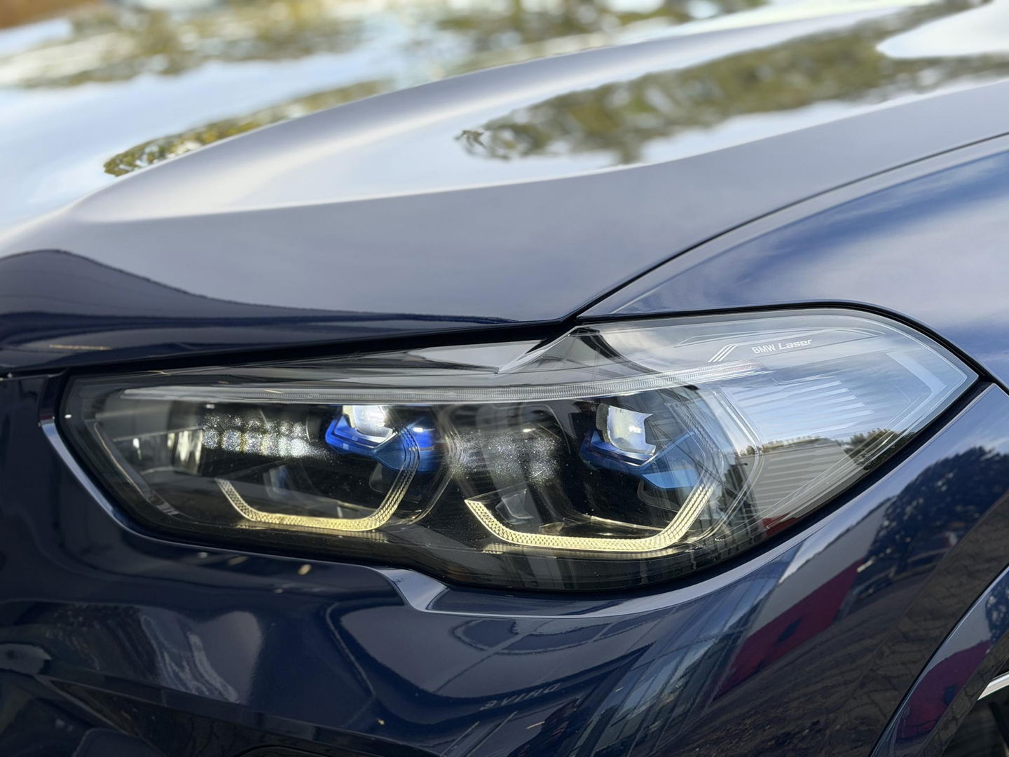 BMW X5 xDrive45e High Ex. M-Sport|Individual|SOH93%|Pano|Laser|CoPilot|21"|HUD|HIFI|Trekhaak|Tansanit