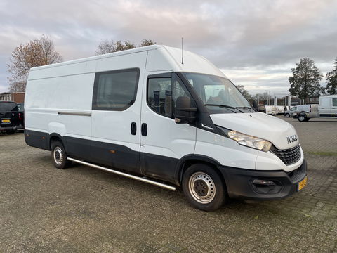 Iveco Daily 35S14V 2.3 410 L4H2 automaat / dubbel cabine 7 persoons / vaste prijs rijklaar € 29.950 ex btw / lease €/ cruise en climate control / trekhaak 3500 kg / euro 6 / bpm vrij