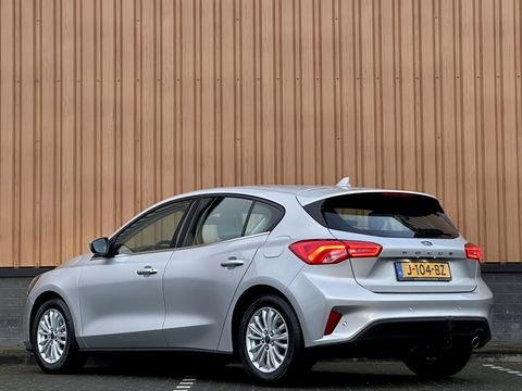 Ford Focus 1.0 EcoBoost Titanium Business | Adaptive Cruise Control | Parkeersensoren | Apple Carplay | Android Auto | Keyless | Afn. Trekhaak | Rijmodus Regeling | Airconditioning
