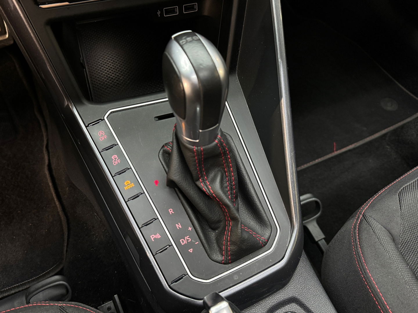 Volkswagen Polo 2.0 TSI GTI Pano|Beats|Sfeer|ACC|Virtual