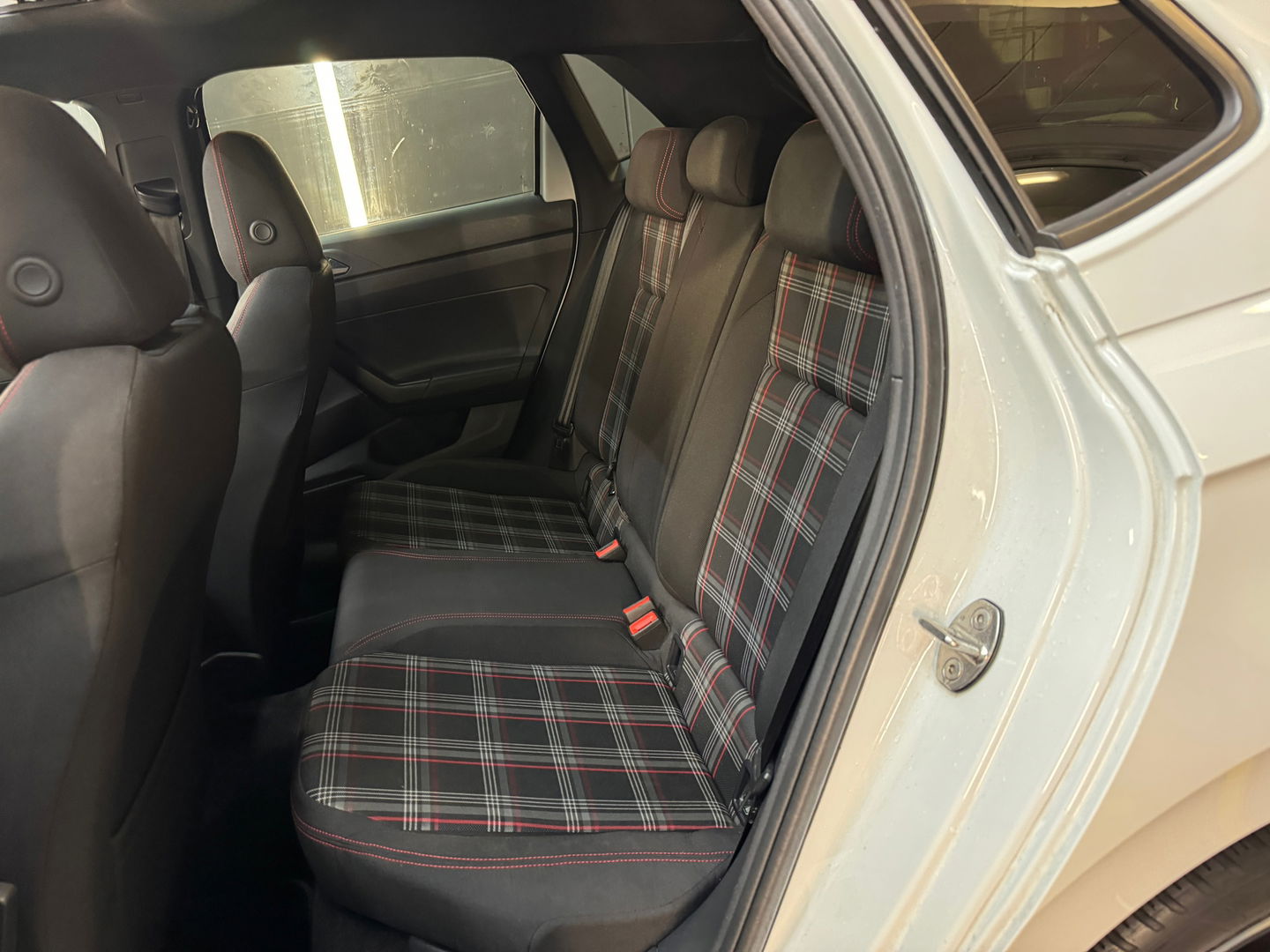 Volkswagen Polo 2.0 TSI GTI Pano|Beats|Sfeer|ACC|Virtual