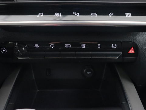 Citroën C5 Aircross 1.6 Plug-in Hybrid 225 Business | Camera | Carplay | Navigatie | Climate control | Bluetooth | Cruise control | 18'' | Parkeerhulp | PHEV