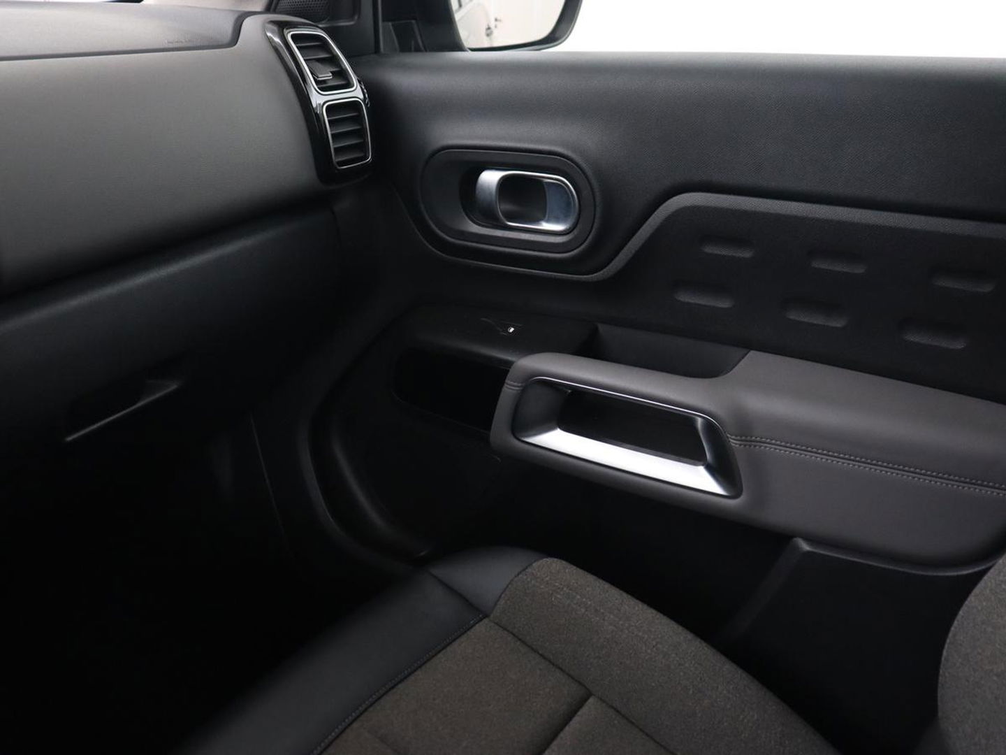 Citroën C5 Aircross 1.6 Plug-in Hybrid 225 Business | Camera | Carplay | Navigatie | Climate control | Bluetooth | Cruise control | 18'' | Parkeerhulp | PHEV