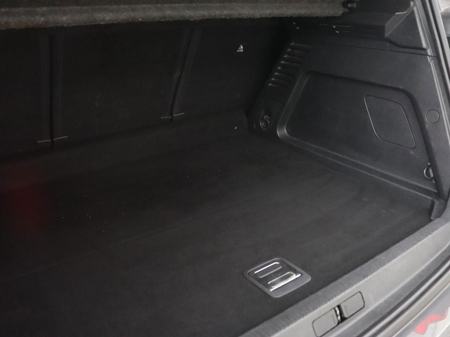 Citroën C5 Aircross 1.6 Plug-in Hybrid 225 Business | Camera | Carplay | Navigatie | Climate control | Bluetooth | Cruise control | 18'' | Parkeerhulp | PHEV