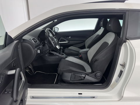 Volkswagen Scirocco 1.4 TSI R-Line *PANO | XENON | HEATED-SPORTSEATS | NAVI-FULLMAP | ECC | SUBWOOFER | PDC | PRIVACY-GLASS | 17''ALU*