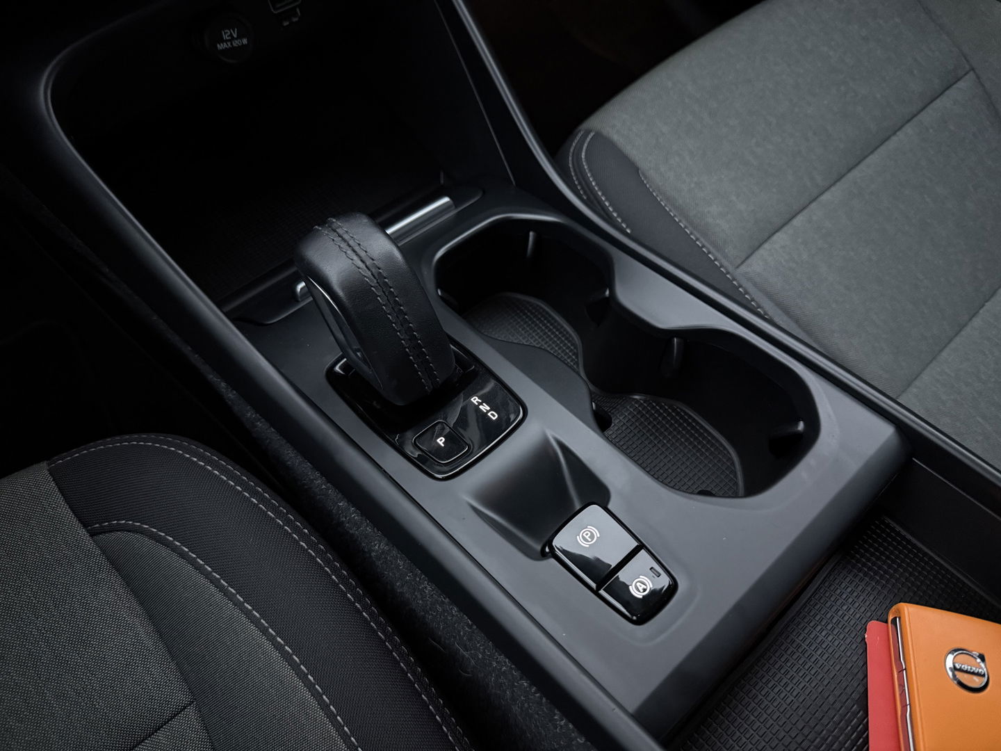 Volvo XC40 1.5 T5 Inscription | SOH 93% | Camera | Carplay | Cruise | Trekh. | Virtual | Navi | Parkeersens. | Dodehoek