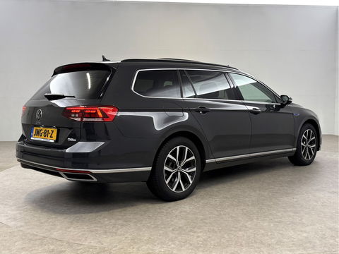 Volkswagen Passat 1.4 TSI PHEV GTE | SOH 90% | Pano | Adap. Cruise | Virtual | Massage | Stoelverw. | Camera | Keyless
