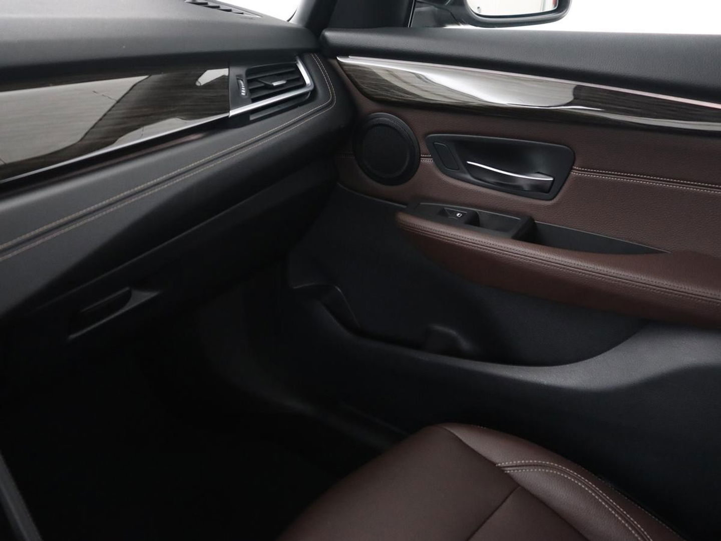 BMW 2 Serie Active Tourer 225xe iPerformance Luxury Line | Panoramadak | Leder  | Head-Up | Camera | Keyless | Navigatie | Park Assist | Adaptief LED | PHEV | Plug In