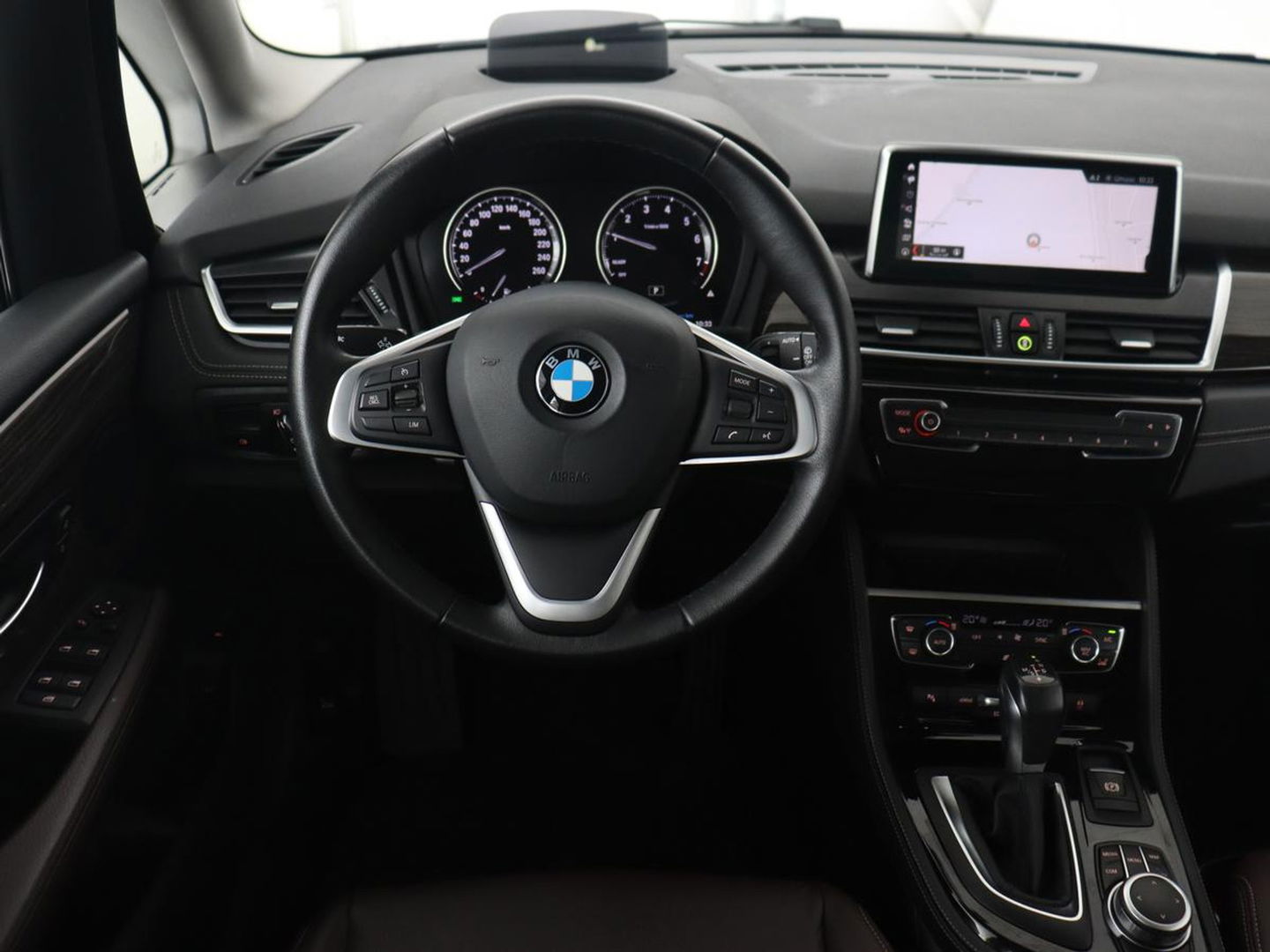 BMW 2 Serie Active Tourer 225xe iPerformance Luxury Line | Panoramadak | Leder  | Head-Up | Camera | Keyless | Navigatie | Park Assist | Adaptief LED | PHEV | Plug In