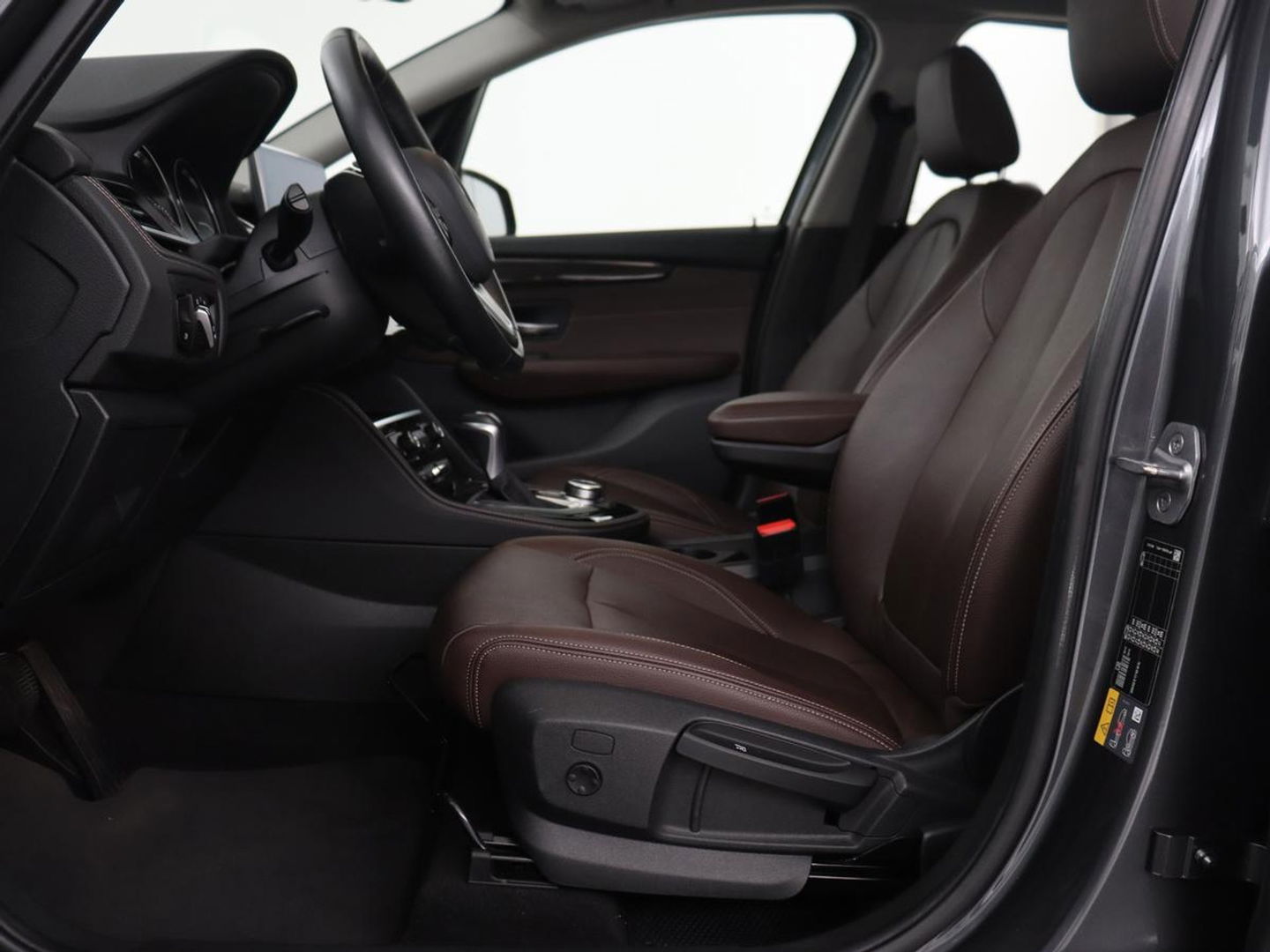 BMW 2 Serie Active Tourer 225xe iPerformance Luxury Line | Panoramadak | Leder  | Head-Up | Camera | Keyless | Navigatie | Park Assist | Adaptief LED | PHEV | Plug In