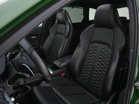 Audi RS4 2.9 TFSI quattro *MILLTEK | KERAMIK | APPLE-CARPLAY | PPF | ABT | B&O | 360-CAMERA | PANO | CARBON-PACK | HUD | SONOMA-GREEN | DEALER-AUTO*