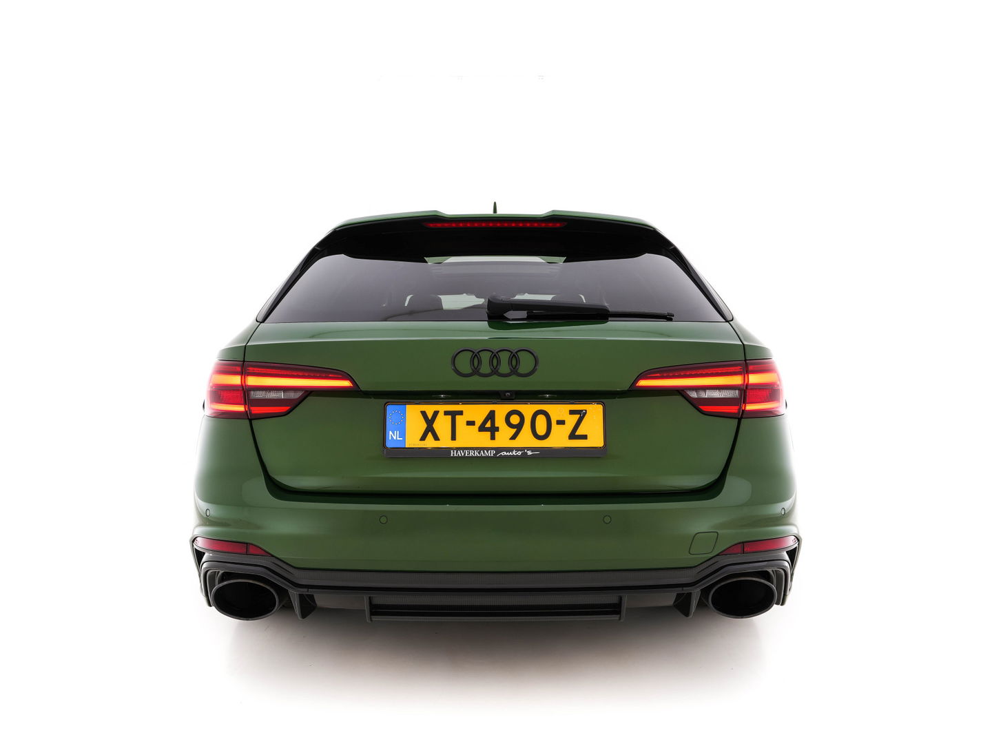 Audi RS4 2.9 TFSI quattro *MILLTEK | KERAMIK | APPLE-CARPLAY | PPF | ABT | B&O | 360-CAMERA | PANO | CARBON-PACK | HUD | SONOMA-GREEN | DEALER-AUTO*