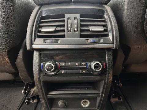 BMW X5 xDrive50i M-Sport High Executive [ 7-pers. ] Aut. *PANO | LUXURY-LEATHER | FULL-LED | HEAD-UP | MEMORY-PACK | DIGI-COCKPIT | KEYLESS | CAMERA | NAVI-FULLMAP | AMBIENT-LIGHT | HEATED-COMFORTSEATS | SHIFT-PADDLES | PRIVACY-GLASS | TOWBAR