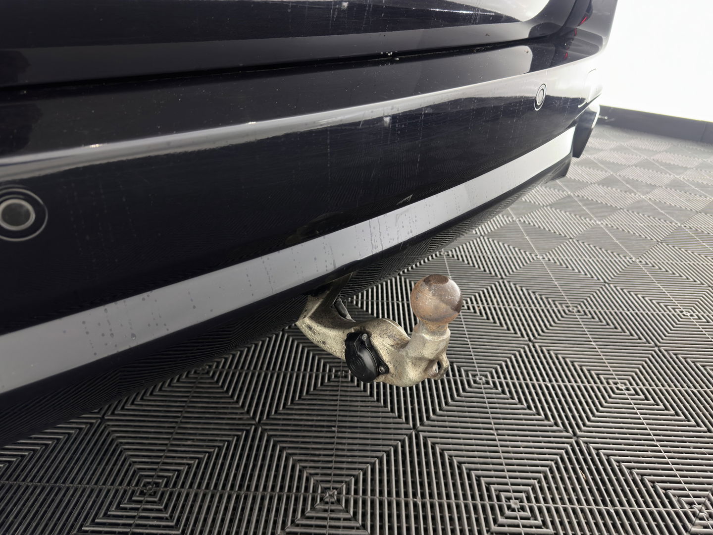 BMW X5 xDrive50i M-Sport High Executive [ 7-pers. ] Aut. *PANO | LUXURY-LEATHER | FULL-LED | HEAD-UP | MEMORY-PACK | DIGI-COCKPIT | KEYLESS | CAMERA | NAVI-FULLMAP | AMBIENT-LIGHT | HEATED-COMFORTSEATS | SHIFT-PADDLES | PRIVACY-GLASS | TOWBAR