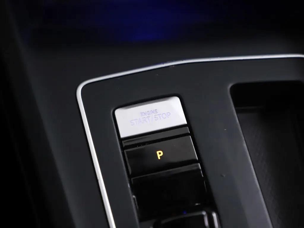 Volkswagen Golf 1.5 eTSI R-Line Pano Harman/Kardon Sfeer NAP