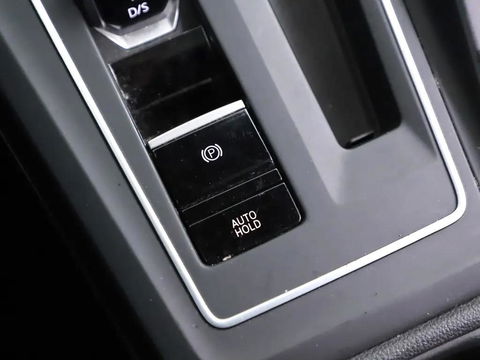 Volkswagen Golf 1.5 eTSI R-Line Pano Harman/Kardon Sfeer NAP