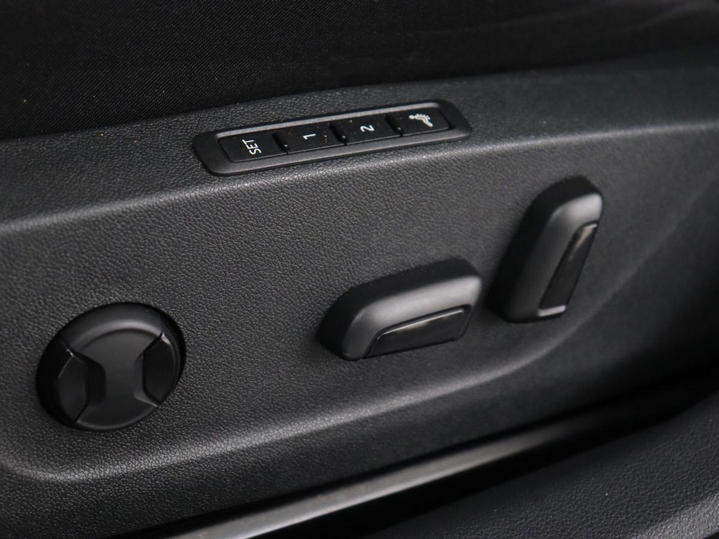 Škoda Octavia 1.4 TSI RS iV PHEV Business | Panoramadak | Head-Up | Leder/Alcantara | Stoelverwarming | Memory | Camera | Carplay | Matrix LED | Achterbankverwarming | Adaptive cruise | Plug In