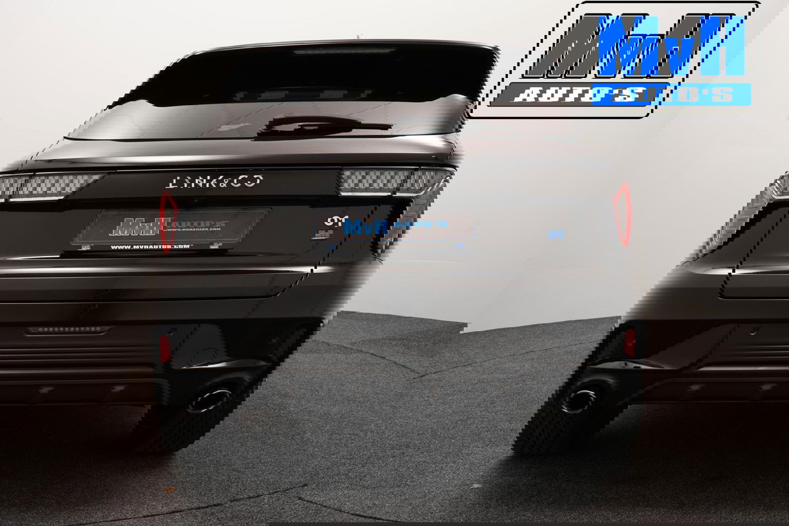 Lynk & Co 01 1.5 Plug-in Hybride|FULL BLACK|ZWARTE.HEMEL|NAP