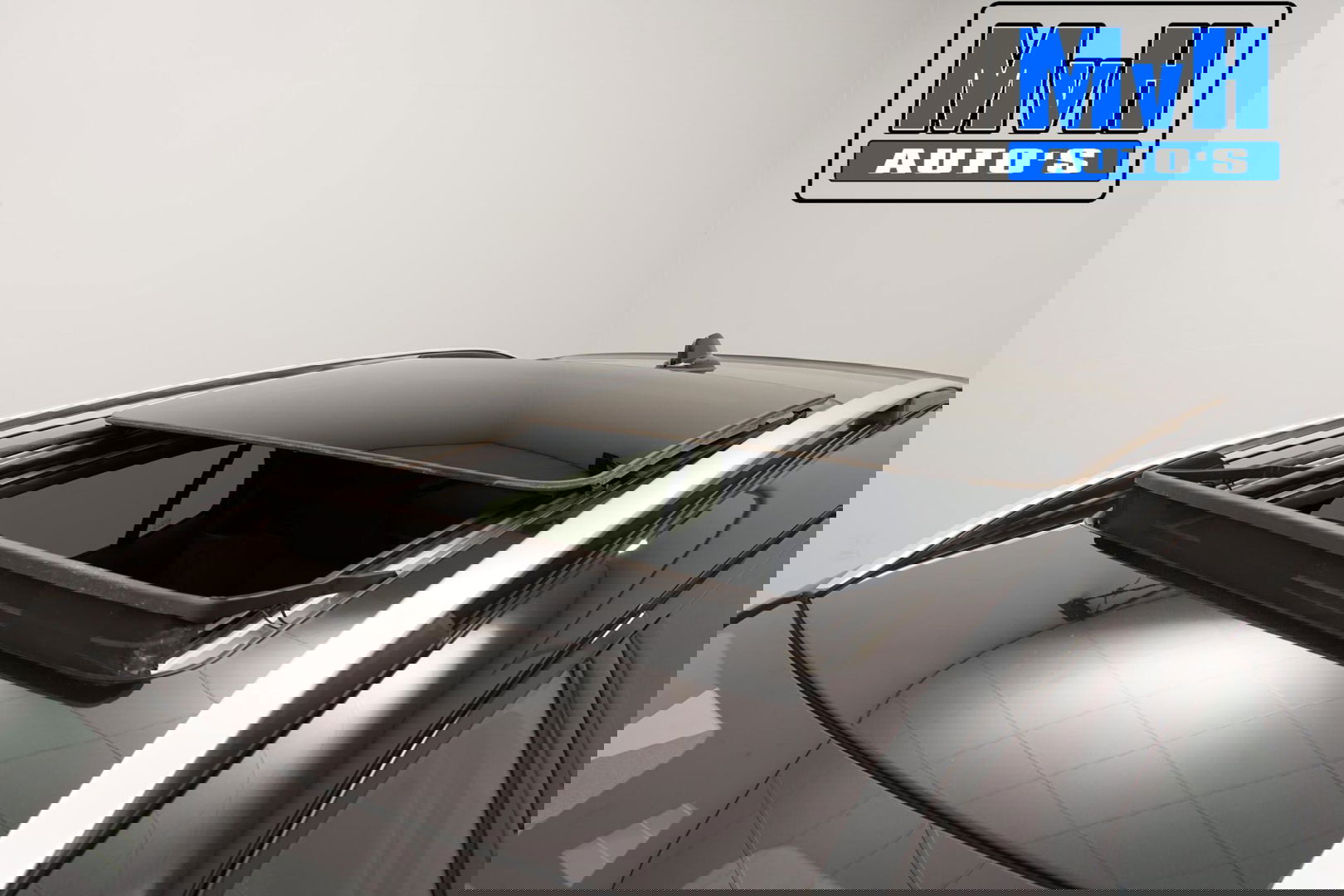 Lynk & Co 01 1.5 Plug-in Hybride|FULL BLACK|ZWARTE.HEMEL|NAP