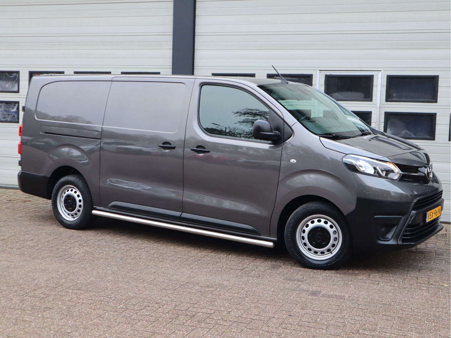 Toyota PROACE Electric Worker 50 kWh Snelladen SoH 94,9 % L3 Extra lang - NL Auto - Trekhaak