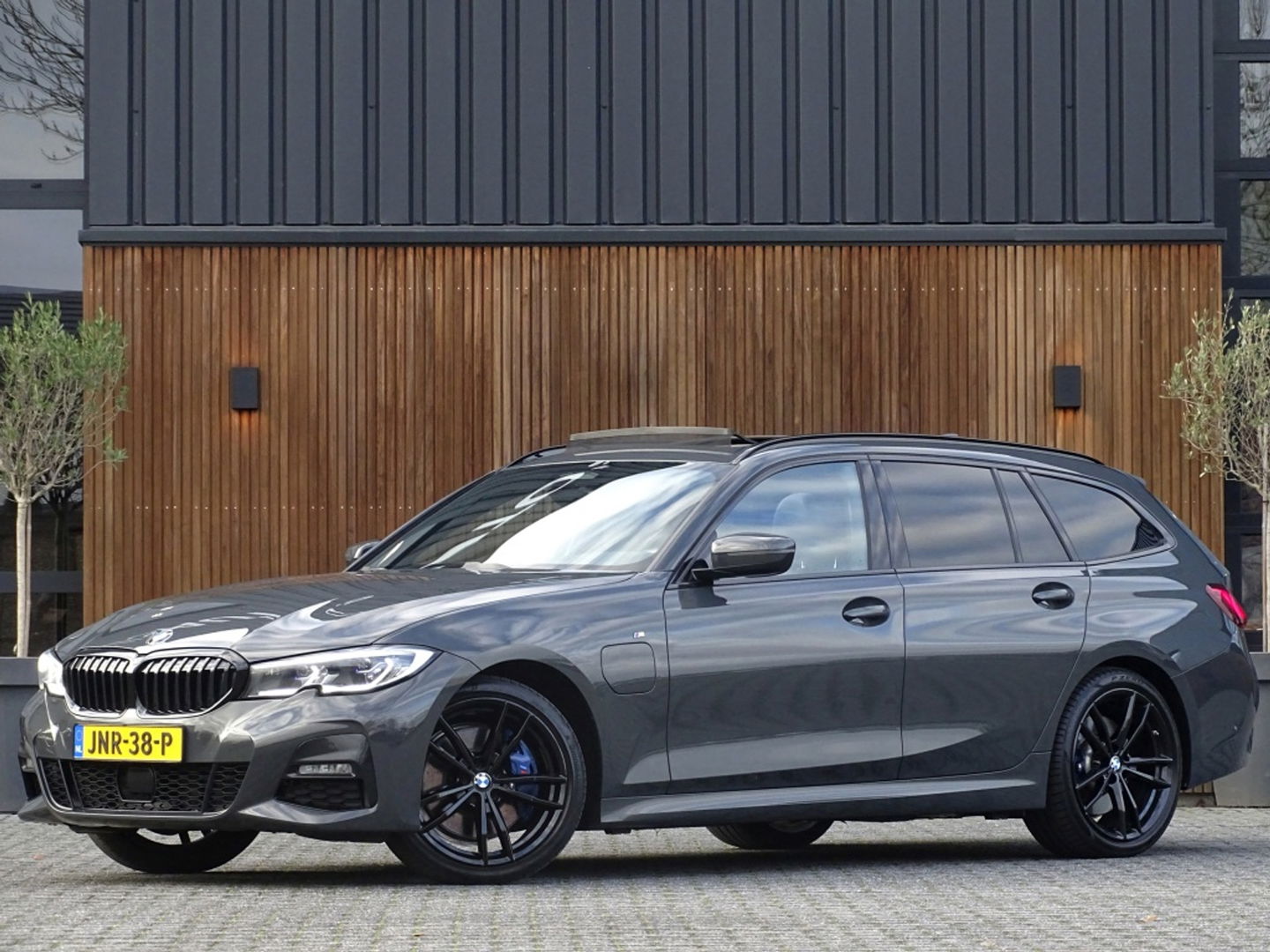 BMW 3 Serie Touring 330e 292PK High Exc. / M-Sport Individual / laser